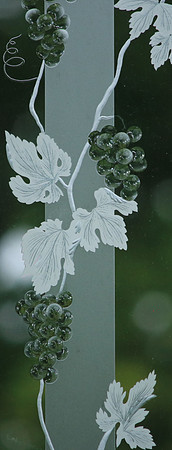 Apse central window -  grapes detail