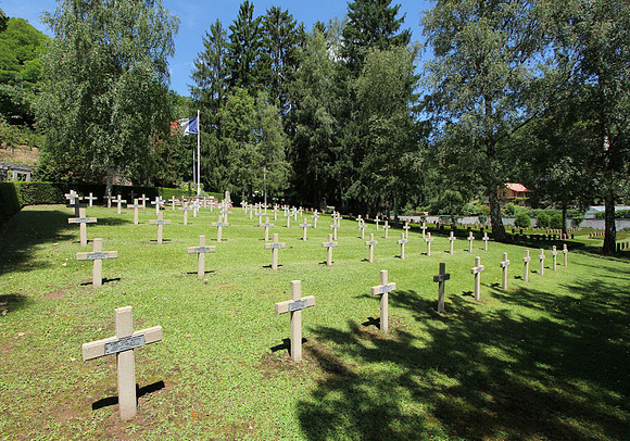 Hohrodberg Lancaster NN-766. Cimetière militaire Munster