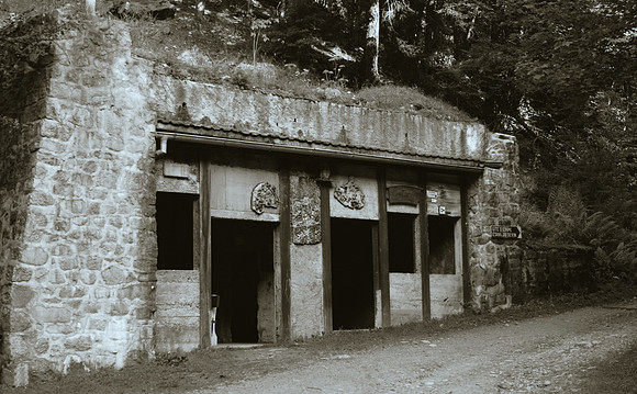 Machine room, German